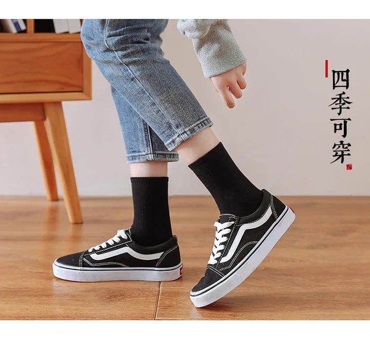 Men's Solid Black & White Crew Socks