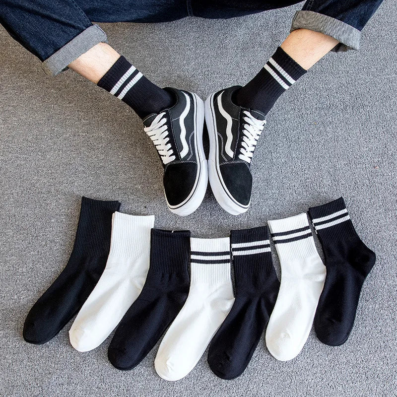 Men's Solid Black & White Crew Socks