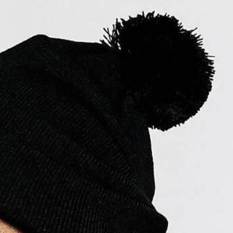 Unisex Pom-Pom Knit Beanie