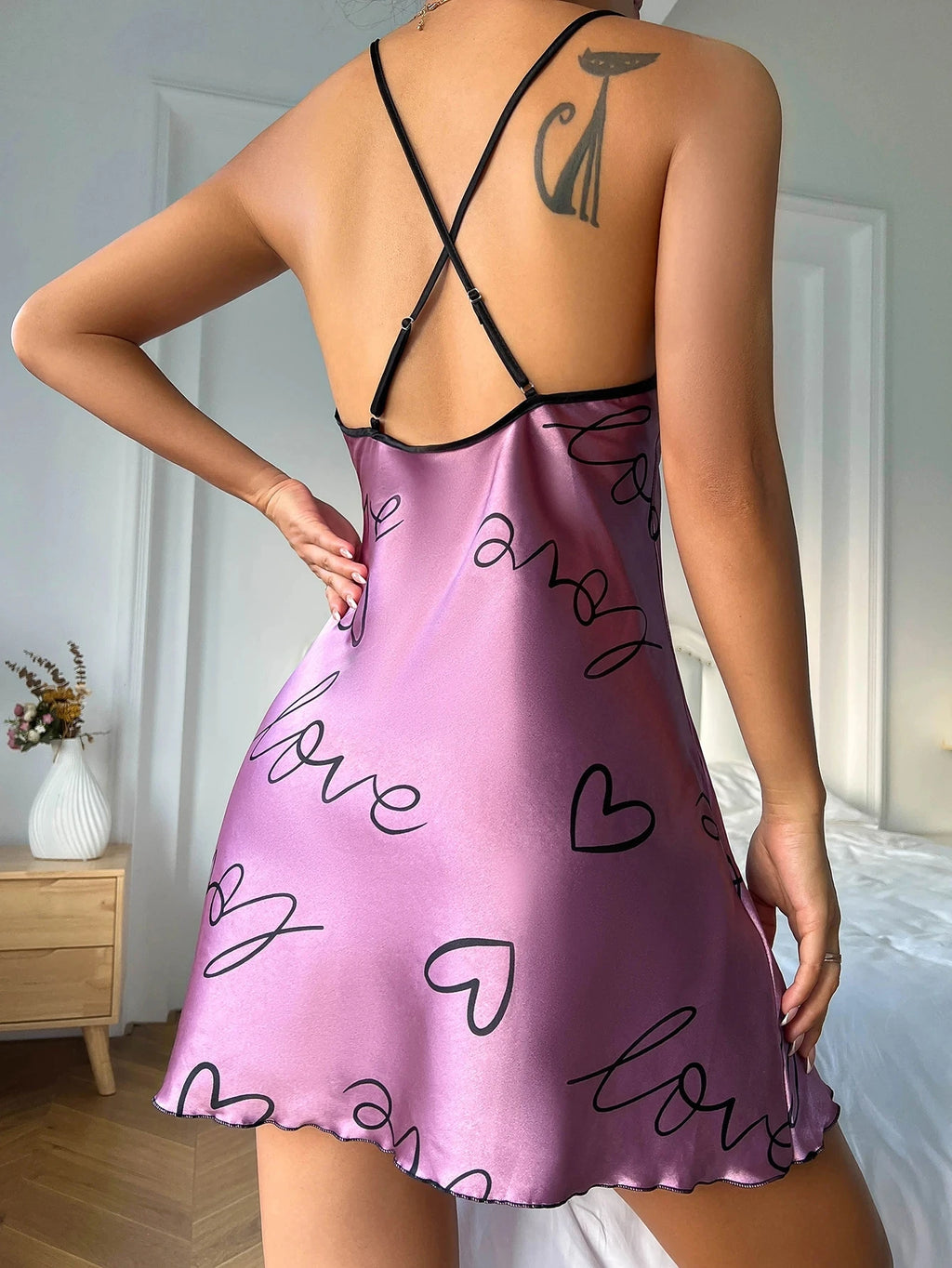 Young Women's Heart Letter Print Nightdress