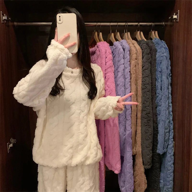 Women's Coral Velvet Thermal Pajama Set