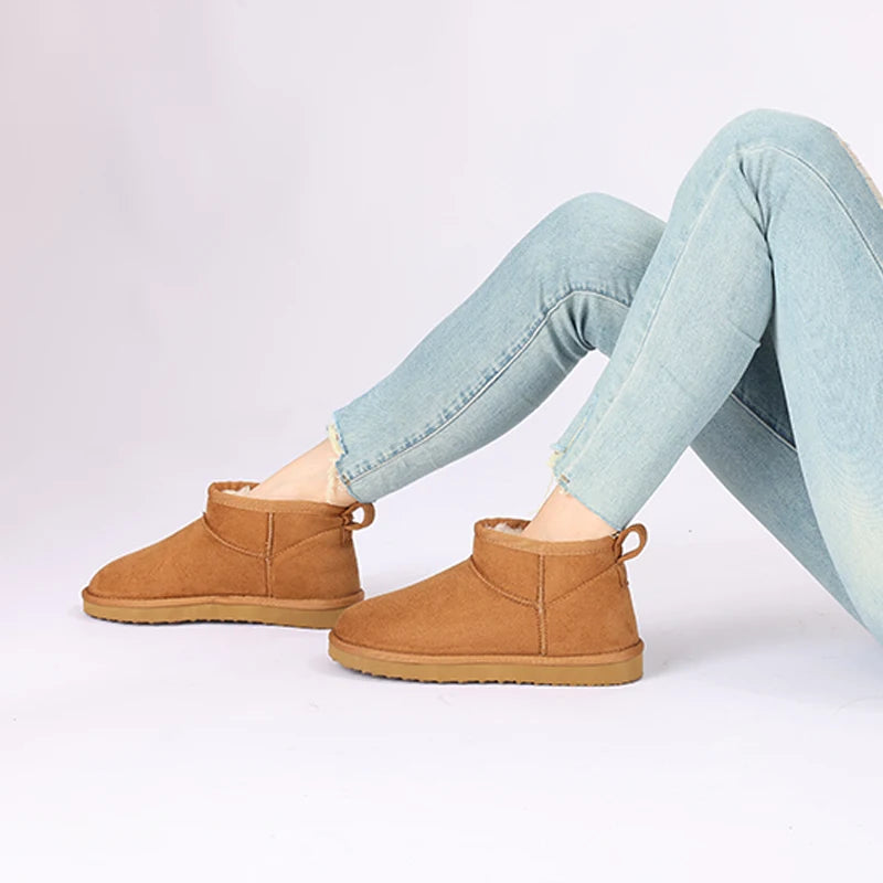 Cozy Fur-Lined Short Winter Boots