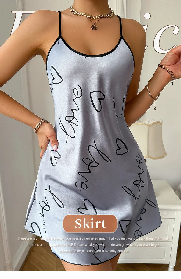 Young Women's Heart Letter Print Nightdress