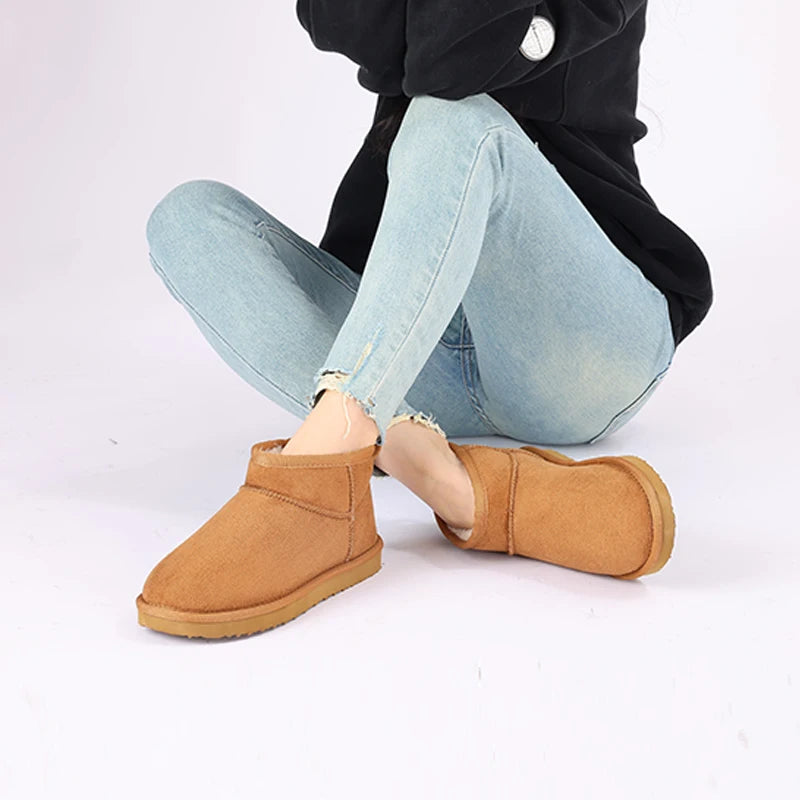Cozy Fur-Lined Short Winter Boots