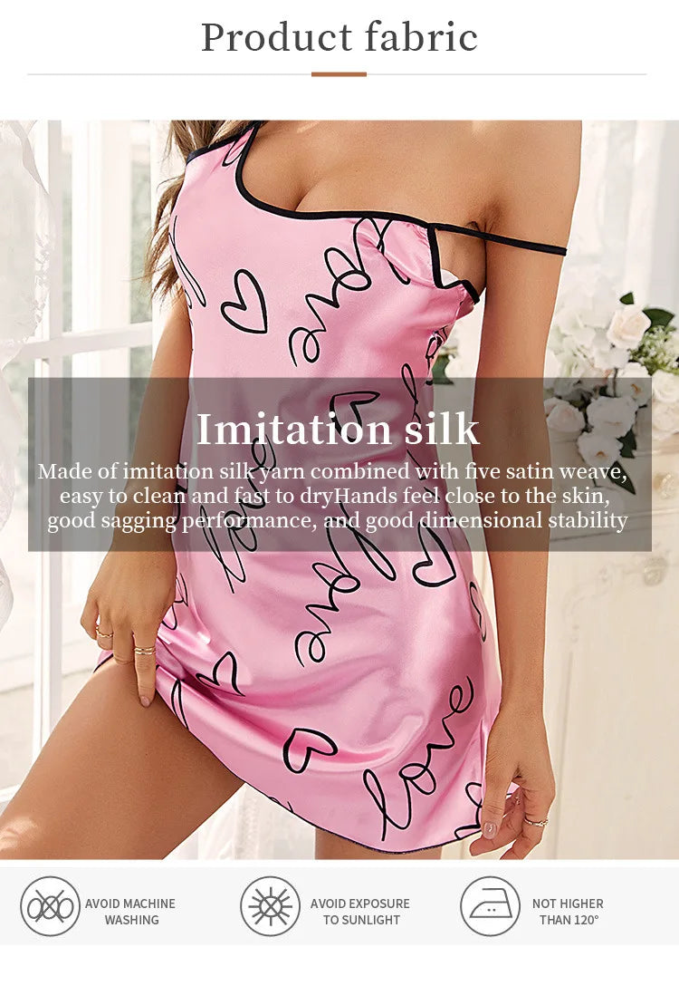 Young Women's Heart Letter Print Nightdress