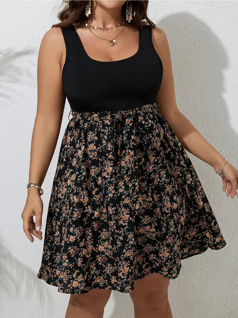 Women's Plus Size Floral Knit Dress – Sleeveless Knee-Length Style