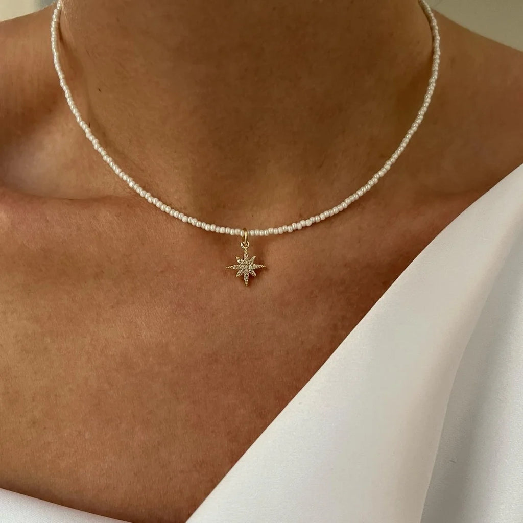 Women's Minimalist Pearl Tassel Necklace