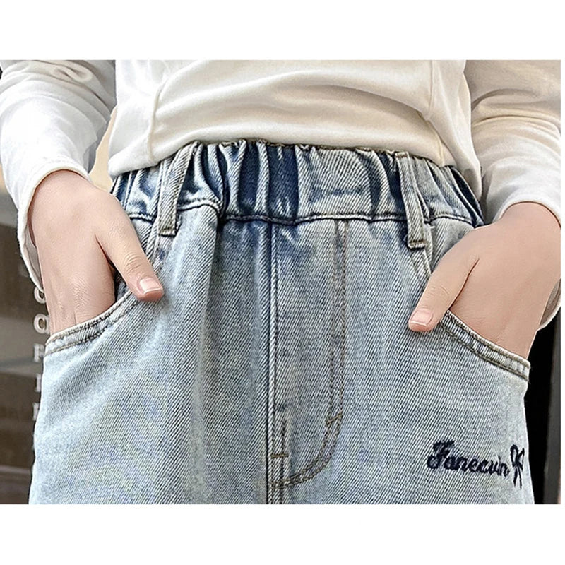 Women's Bow Embroidery Wide-Leg Jeans – Cute Casual Denim