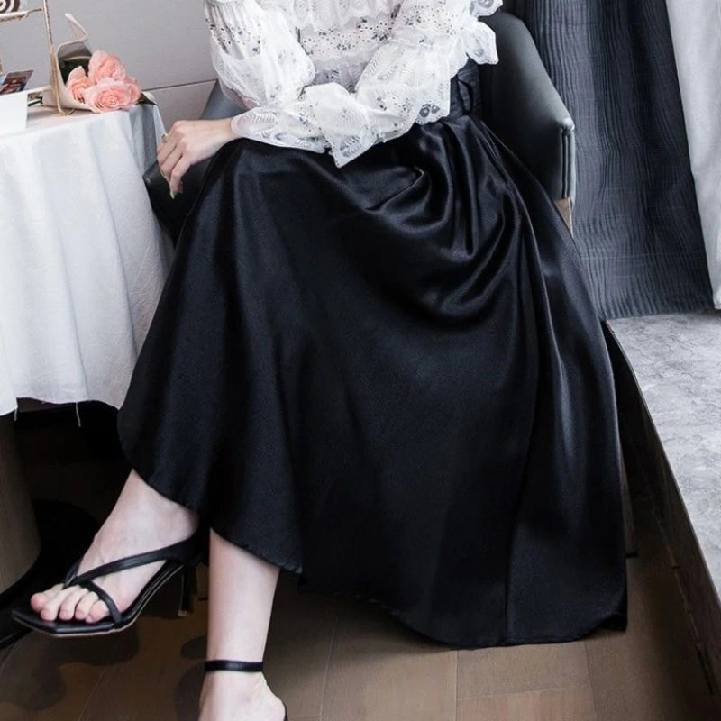 Women's Black High-Waist Midi Skirt